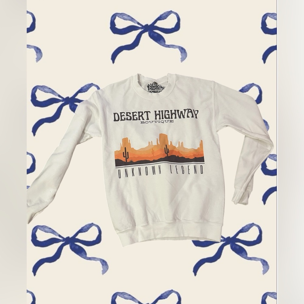 🦃Desert Highway Unknown Legend Crewneck small🦃